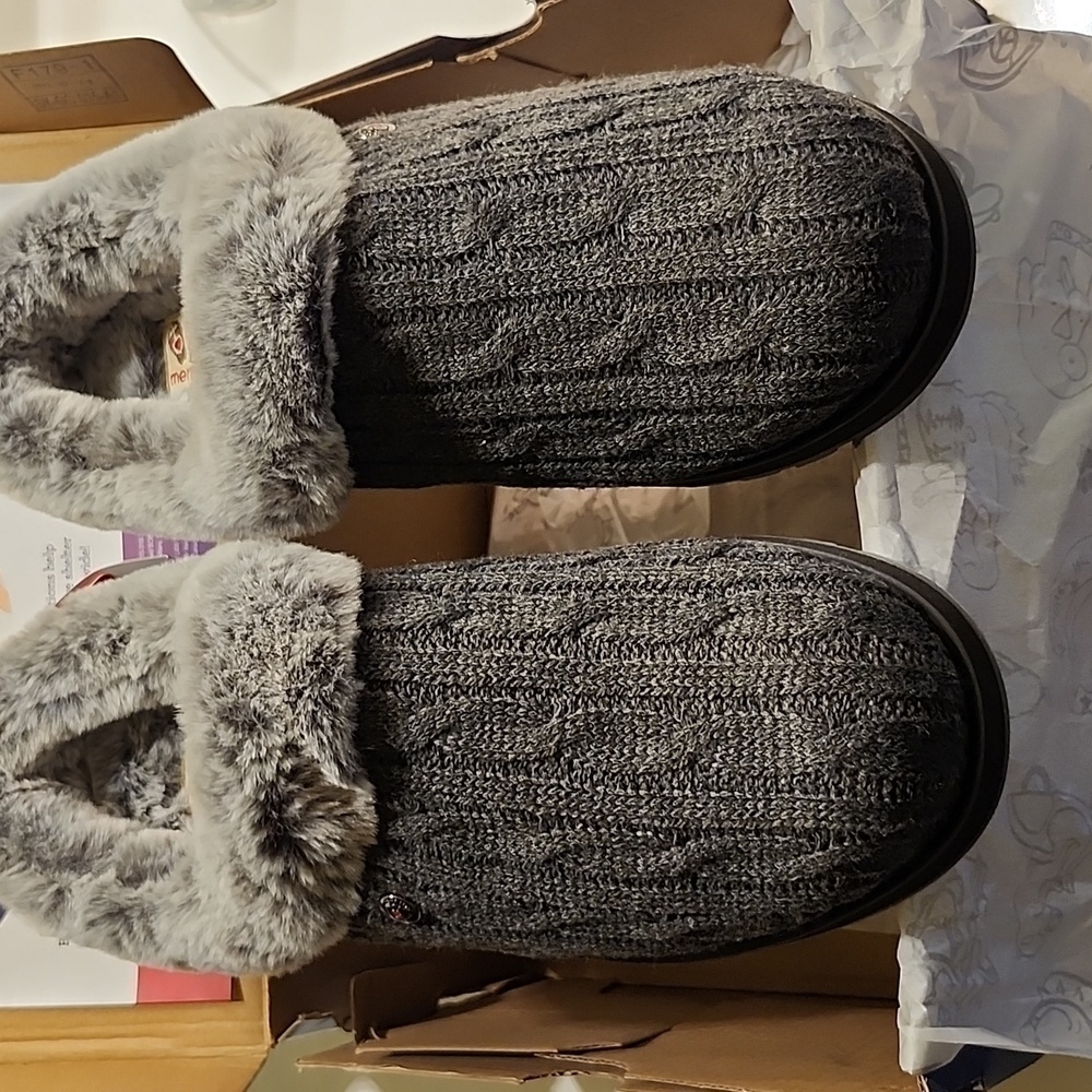 Skechers BOBS Keepsakes Ice Angel Charcoal Slippers Cable Knit Faux Fur 8.5 Wide - Picture 3 of 16